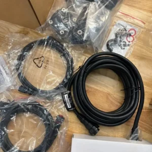Alternative view of Brand New Garmin Livescope LVS34 with GLS10 Black Box – Complete Package