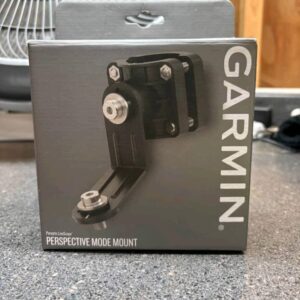 Alternative view of Like New Garmin Echomap Ultra 106sv
